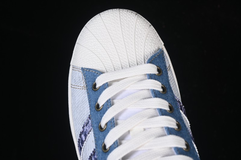 Adidas Originals Superstar II Casual Sneakers with Shell Toe Design - JS2488