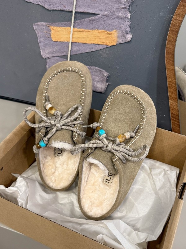 UGG 2025 SS Wool Slippers with Retro Buckle - KFY00240