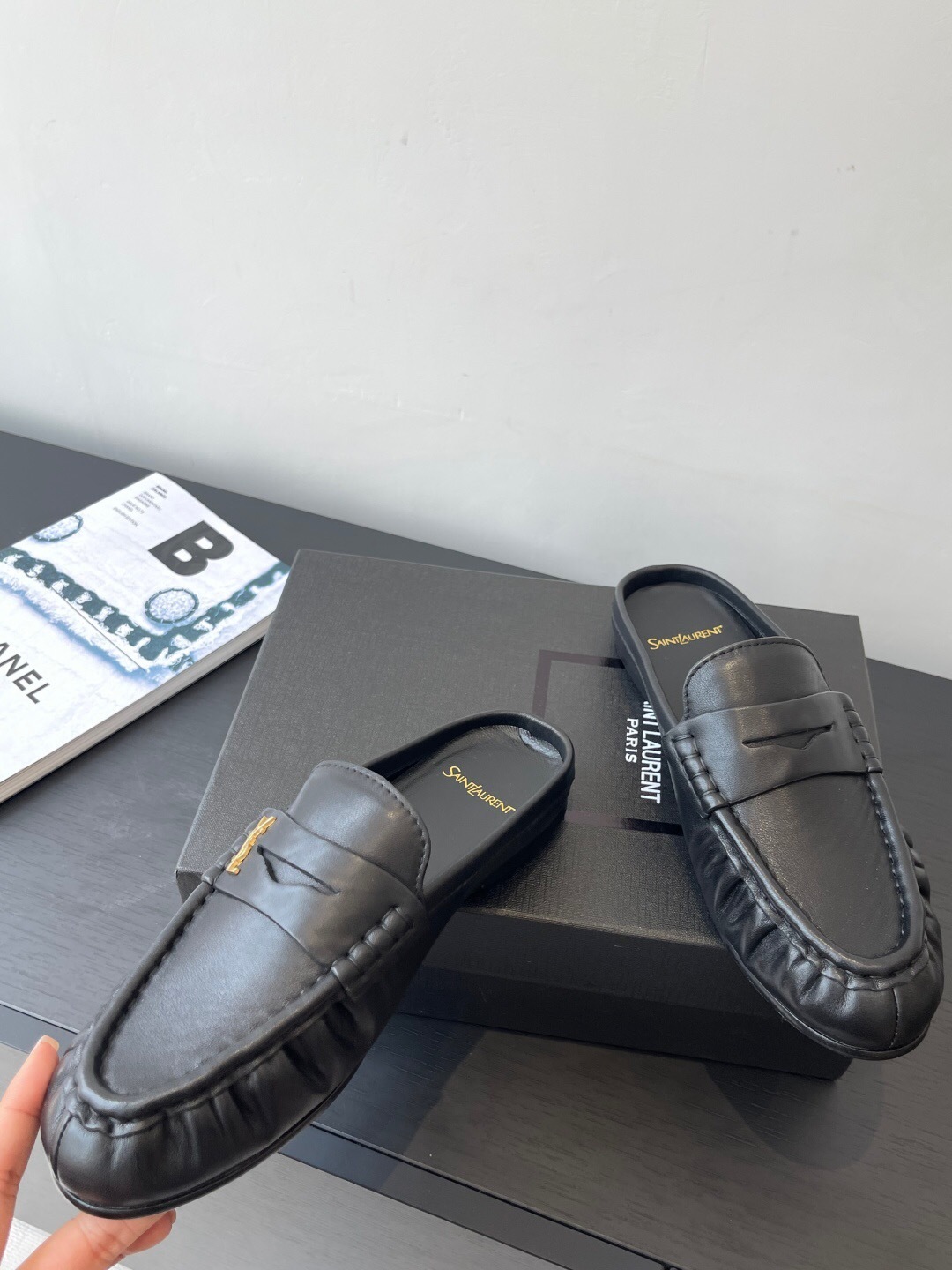 Saint Laurent Classic Loafer Mule Flats - KFY00320