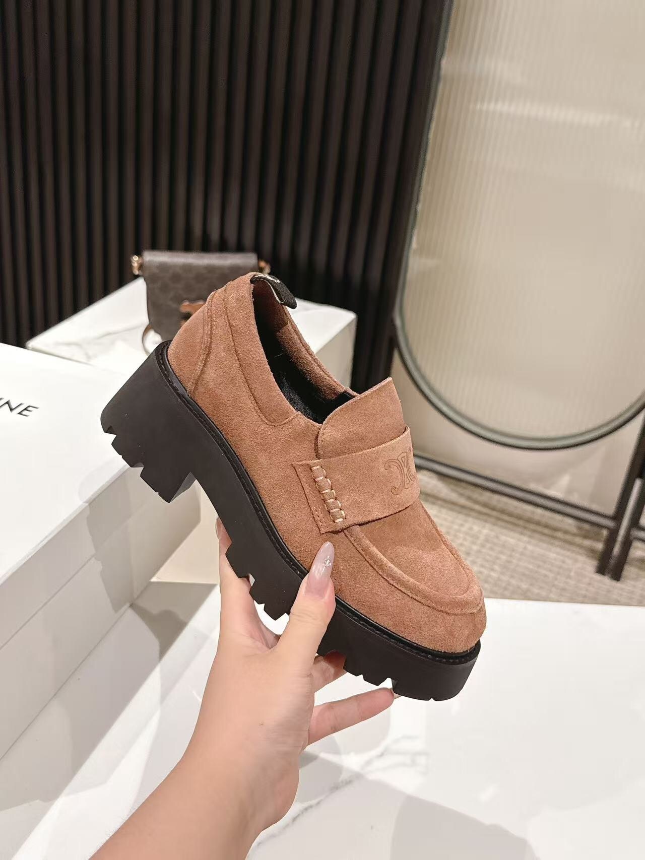 CELINE 2025/SS Fall Winter Latest Runway Lisa Same Style Platform Loafers - LY00300