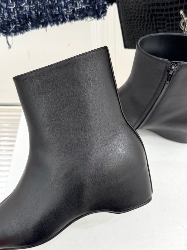 Khaite Retro Pointed Toe Height Increasing Ankle Boots - KFY00390