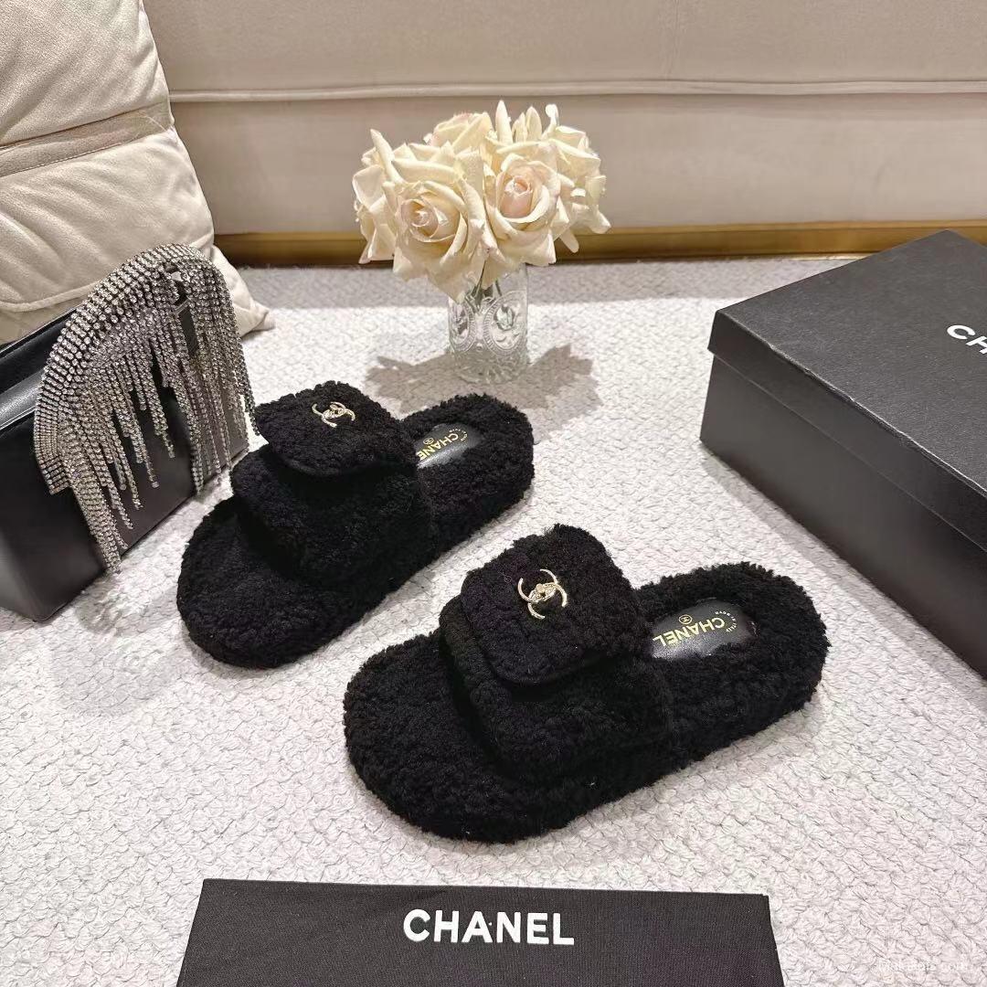 Chanel 2025 SS Slingback Loafers with Lock Buckle - LY00250