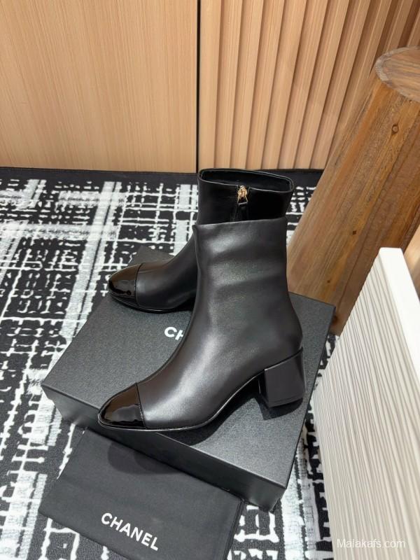 Chanel 2025/SS Patent Leather Block Heel Elastic Ankle Boots - LY00350