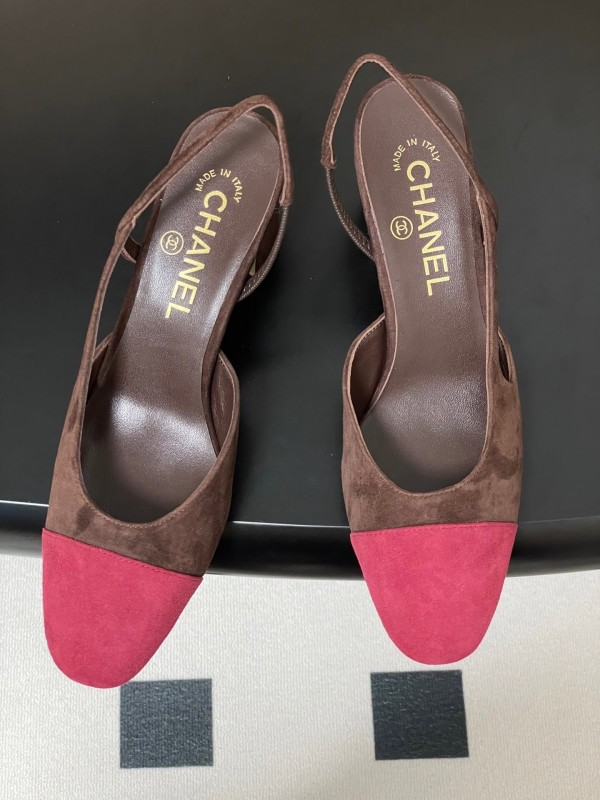 Chanel Sling-back Two-tone Suede Slingback Sandals Flat/Block Heel - KFY00280