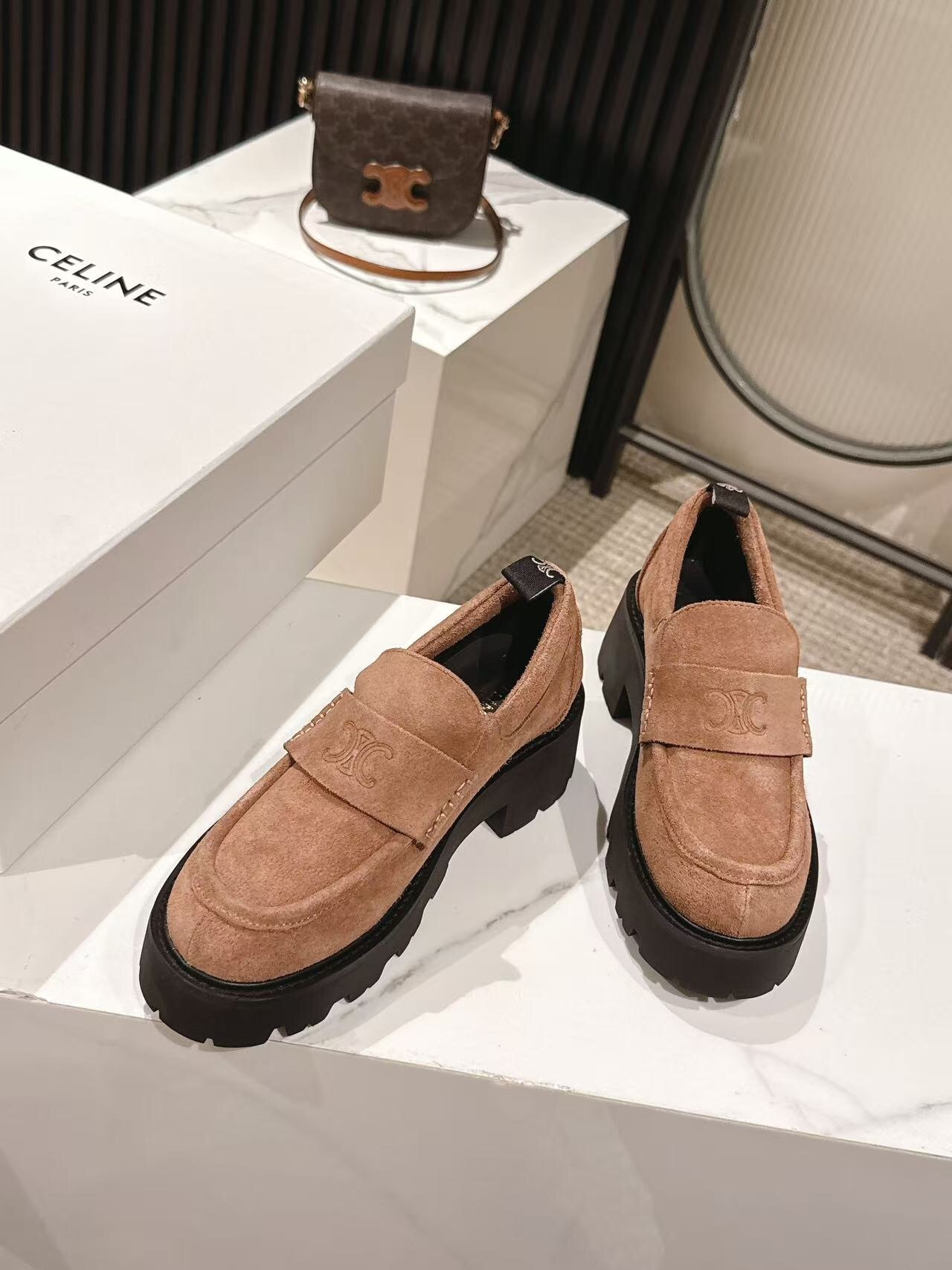 CELINE 2025/SS Fall Winter Latest Runway Lisa Same Style Platform Loafers - LY00300