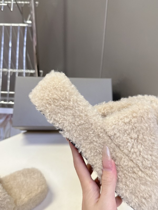 Balenciaga 2025 SS Couple Edition Coca-Cola Fur Slides - KFY00230