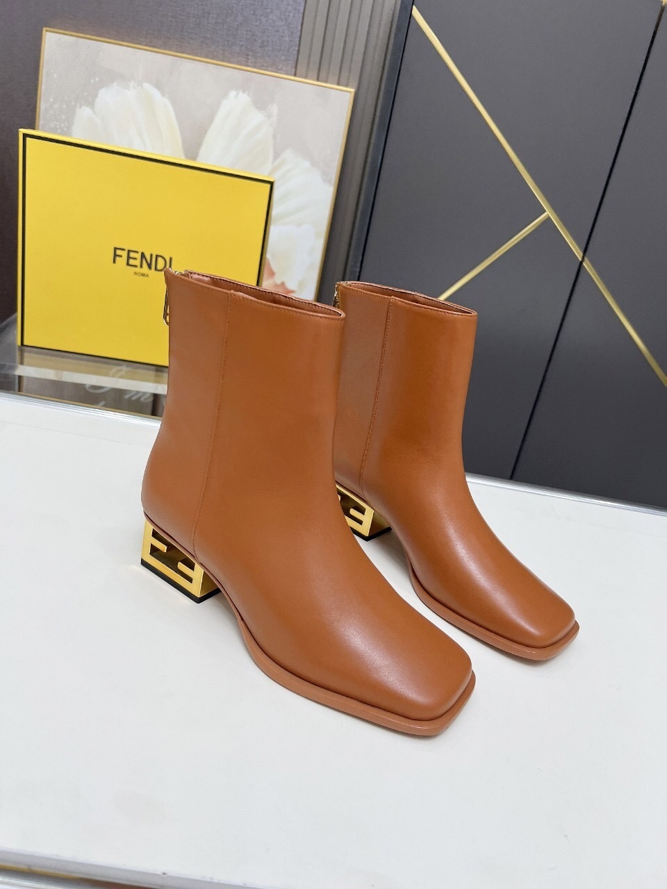 Fendi 2025 SS Ankle Boots - LY00370
