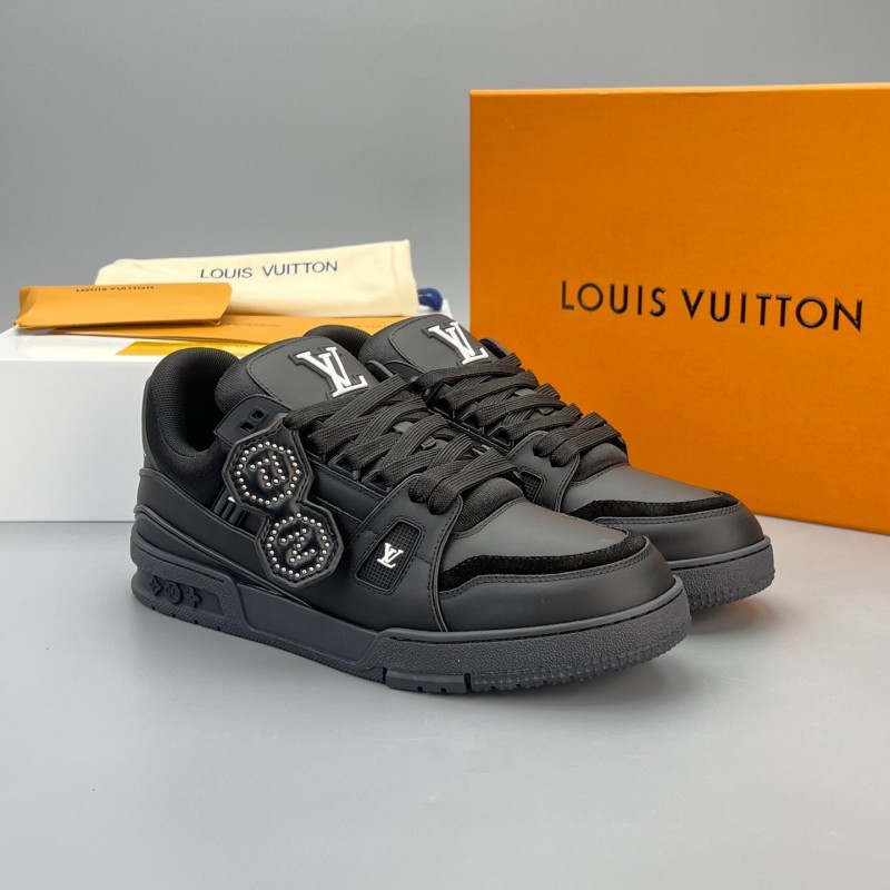 Louis Vuitton Trainer Retro Basketball-Inspired Sneakers - LY00430