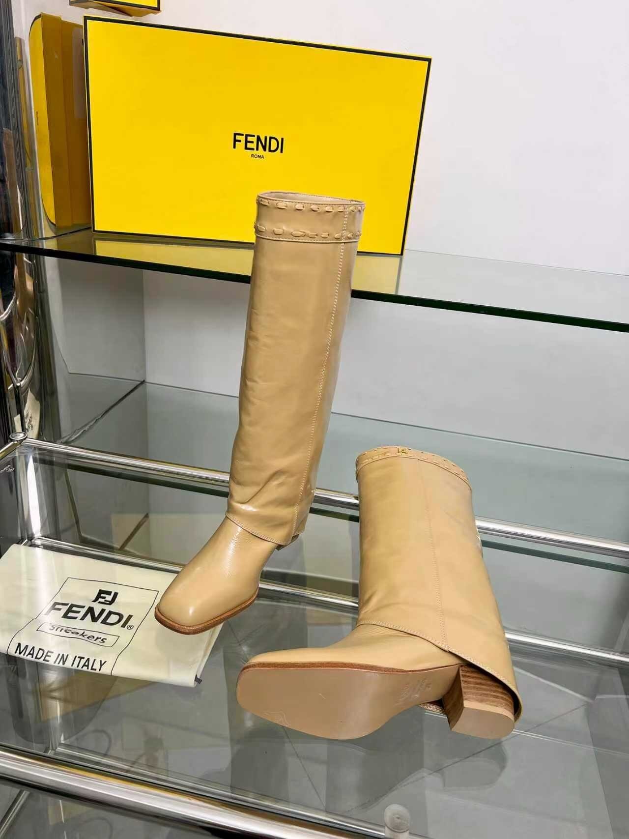 Fendi 2025 SS Wide-Calf Boots with Block Heel - LY00440/LY00510