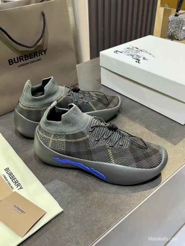 Burberry 2025 SS Italian-Made Sneakers - KFY00280