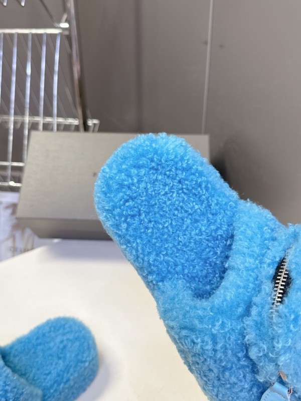 Balenciaga 2025 SS Couple Edition Coca-Cola Fur Slides - KFY00230