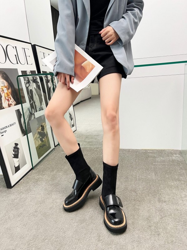 Prada Infinite Versatile Ankle Boots for Women - LY00300