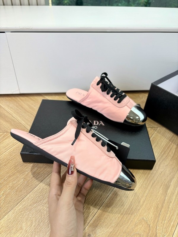 Prada 2025 SS Metal Toe Thin Sole Trainer Casual Shoes - LY00270