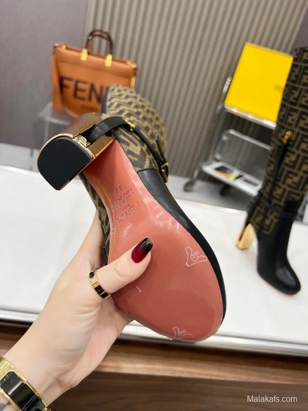 FENDI Delfina Round Toe Boots with FF Buckle and Heel Detail - LY00