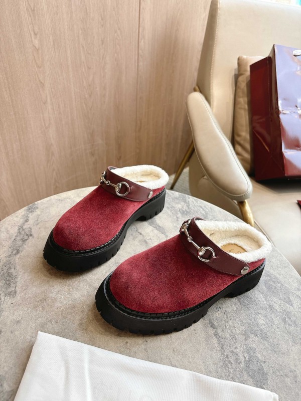 Gucci Mule Shoes with Horsebit Detail and Medium Heel - LY00320
