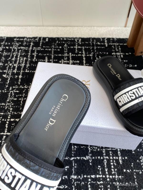 Dior Spring Summer 2025 Latest Lightweight Foam Sole Beach Sandals - KFY00260