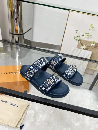 Louis Vuitton Spring/Summer 2025 New Slippers with Embroidered Design and 4cm Platform - LY00250