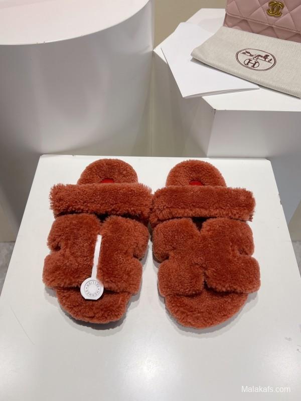 H Love Erjiu Full Wool Slippers with Slightly Curled Fur - LY00270