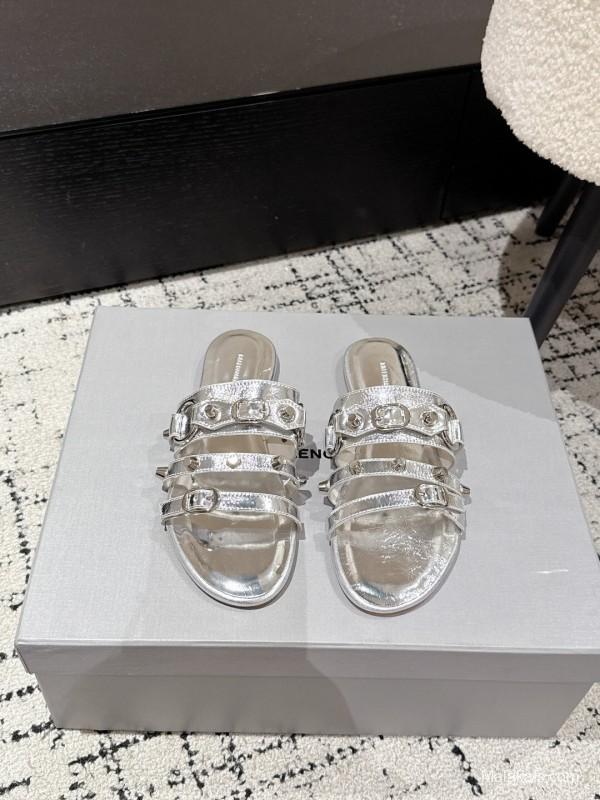 Balenciaga Cagole Metal Studs Sandals Series - KFY00260