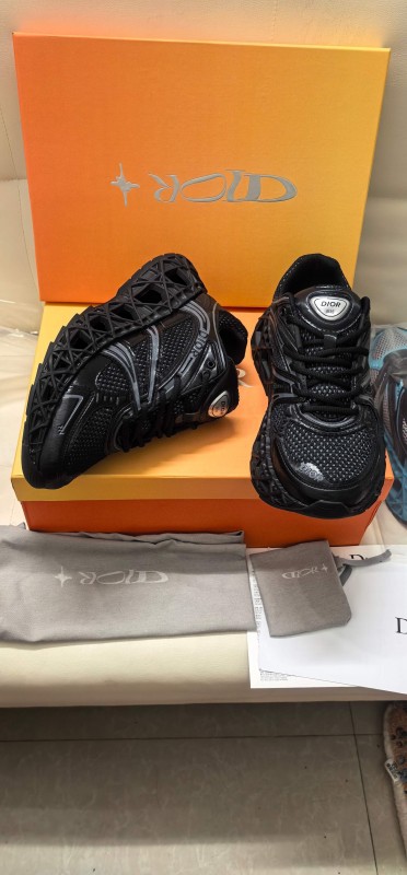 Dior B35 Chunky Dad Sneakers - B35