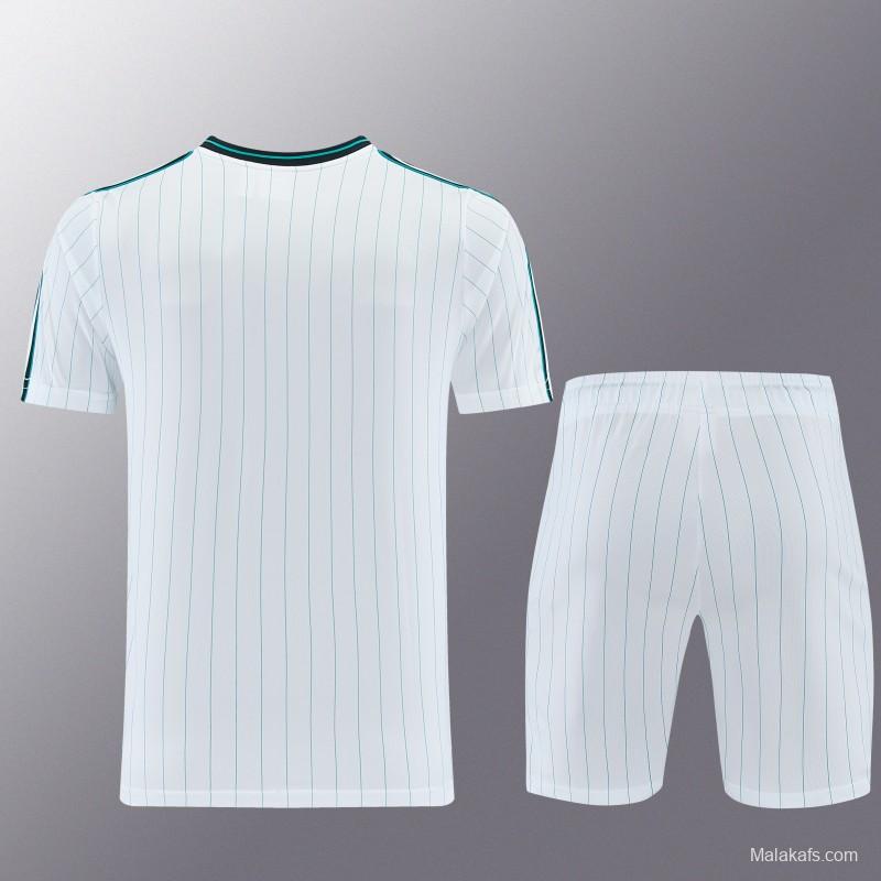 26/27  Liverpool White Short Sleeve+Soccer Shorts