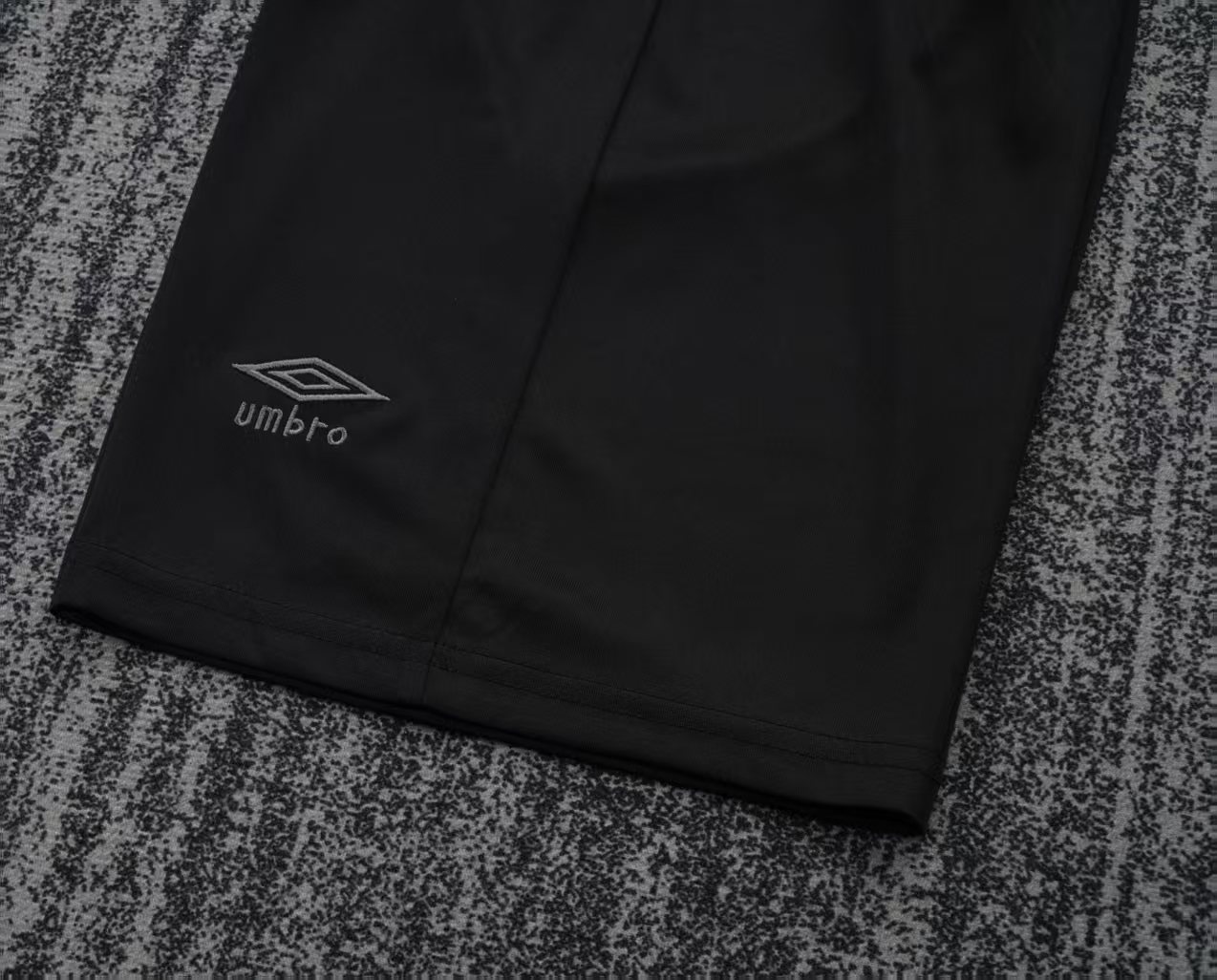 Retro Kids 1990  England Black Jersey