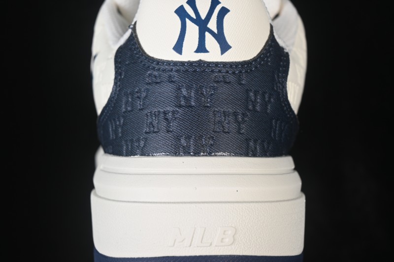 MLB Chunky Curve Liner New York Yankees Thick Sole Casual Running Shoes - 3ASXM066N50NYS