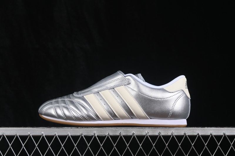 Adidas Originals Taekwondo Low-Top Training Shoes with Wraparound Fit and Non-Slip Sole - JS4023