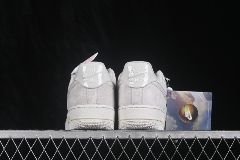 Nike Air Force 1 '07 Low Retro Basketball Shoes with Classic Leather Upper - HV4406-001