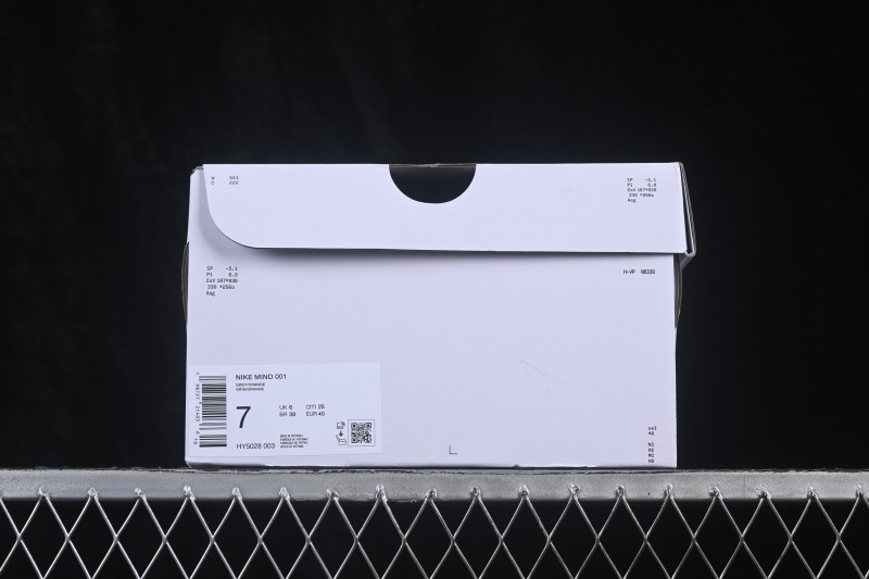 Nike Mind 001 Neuromuscular Foot Massage Slippers with Breathable Perforated Fabric - HY5028-003