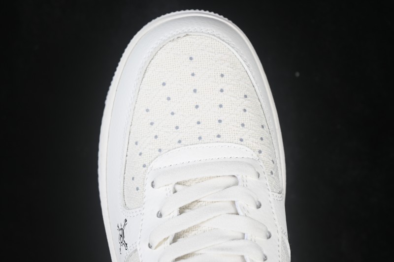Nike Air Force 1 '07 Low Basketball Sneakers with Classic Leather Upper - HF0022-101