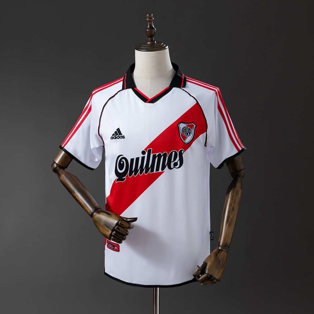 Retro 00/01 River Plate Home Jersey