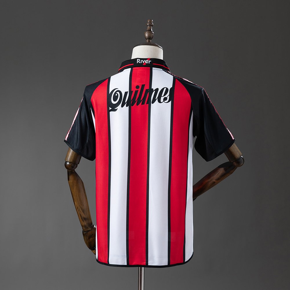 Retro 00/01 River Plate Away Jersey