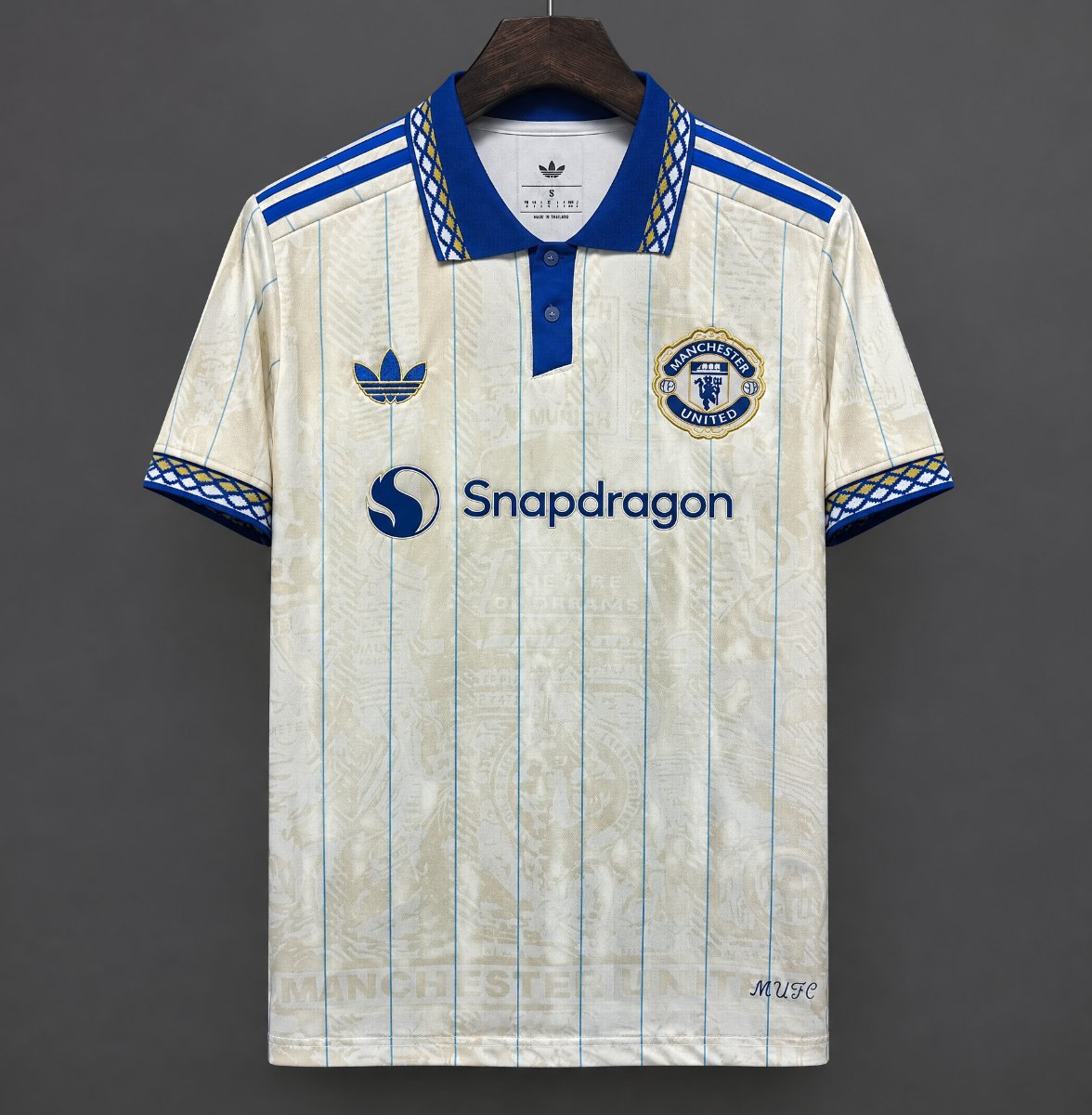 26/27 Manchester United Special Beige Vertical Stripes Collage Graphics Jersey